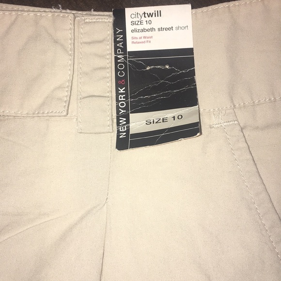 NY&Co khaki city twill shorts Elizabeth tan 10 - Picture 2 of 2